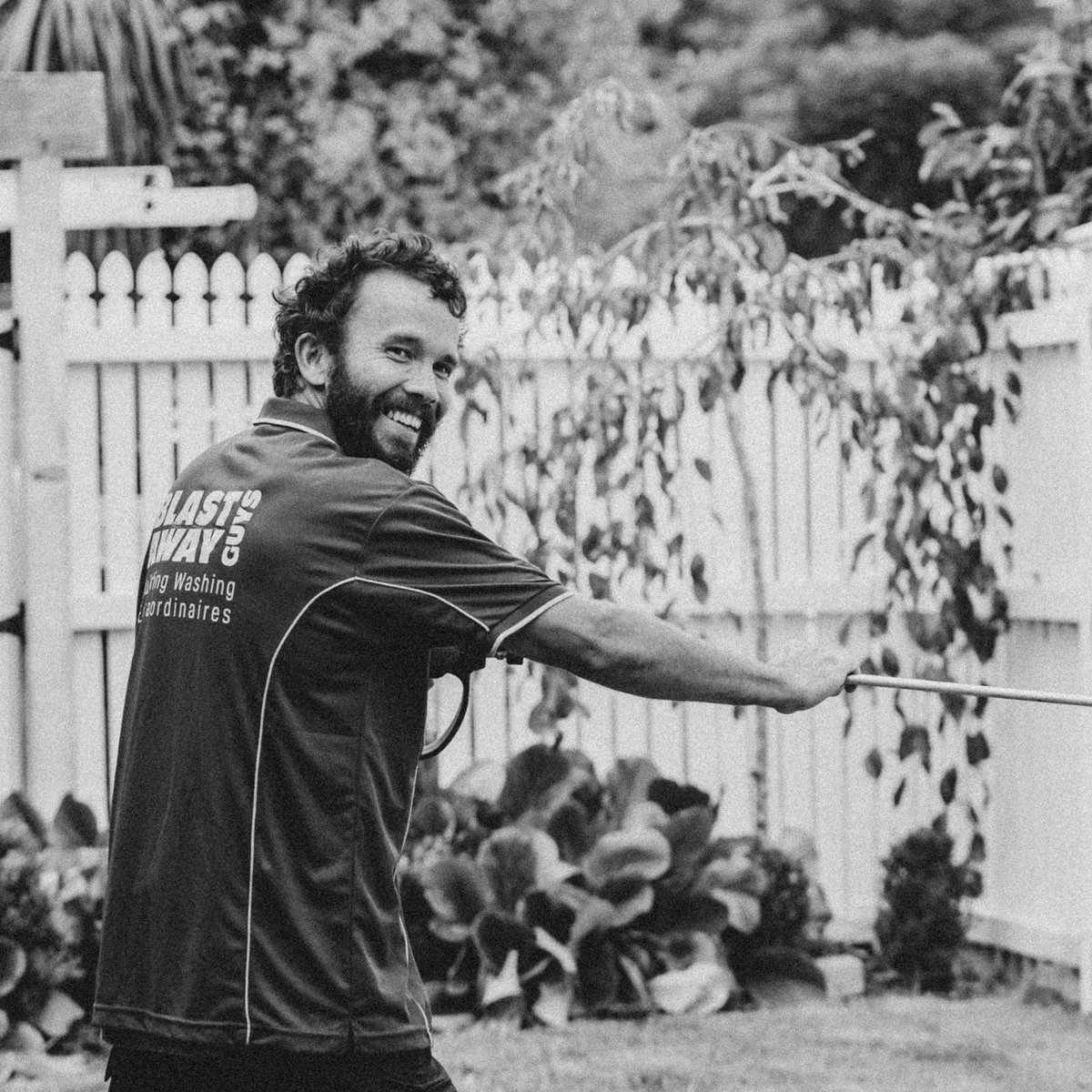 Steve from Blast Away Guys at work on an exterior clean.
